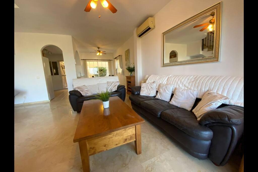 3 Bedroom Home With Amazing Views & Outdoor Spaces Manilva Exterior photo