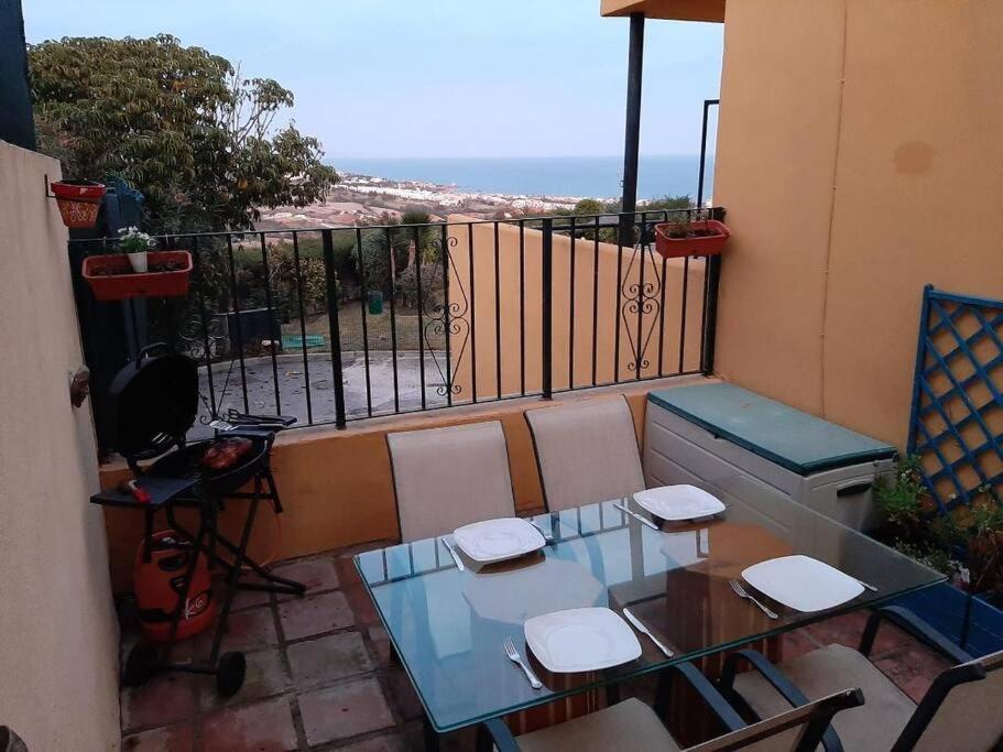 3 Bedroom Home With Amazing Views & Outdoor Spaces Manilva Exterior photo